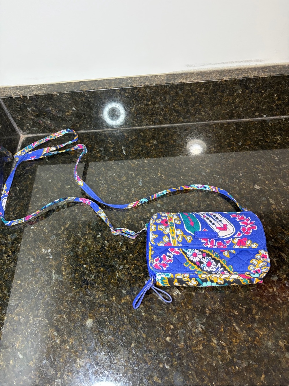 VERA BRADLEY Quilted All Together Crossbody Wallet in Retired Romantic Paisley